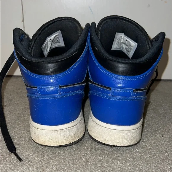 Nike Kids Black and Blue High-Top Air Jordan - Picture 4 of 6